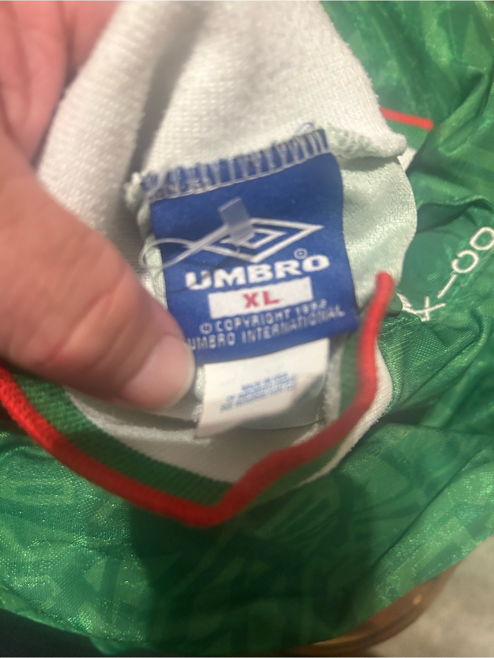 Umbro Green Mexico Men's Soccer Polo with Crest - Picture 5 of 5